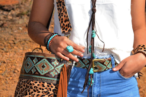 **Turquoise Chunk on Cuff Ring  012o